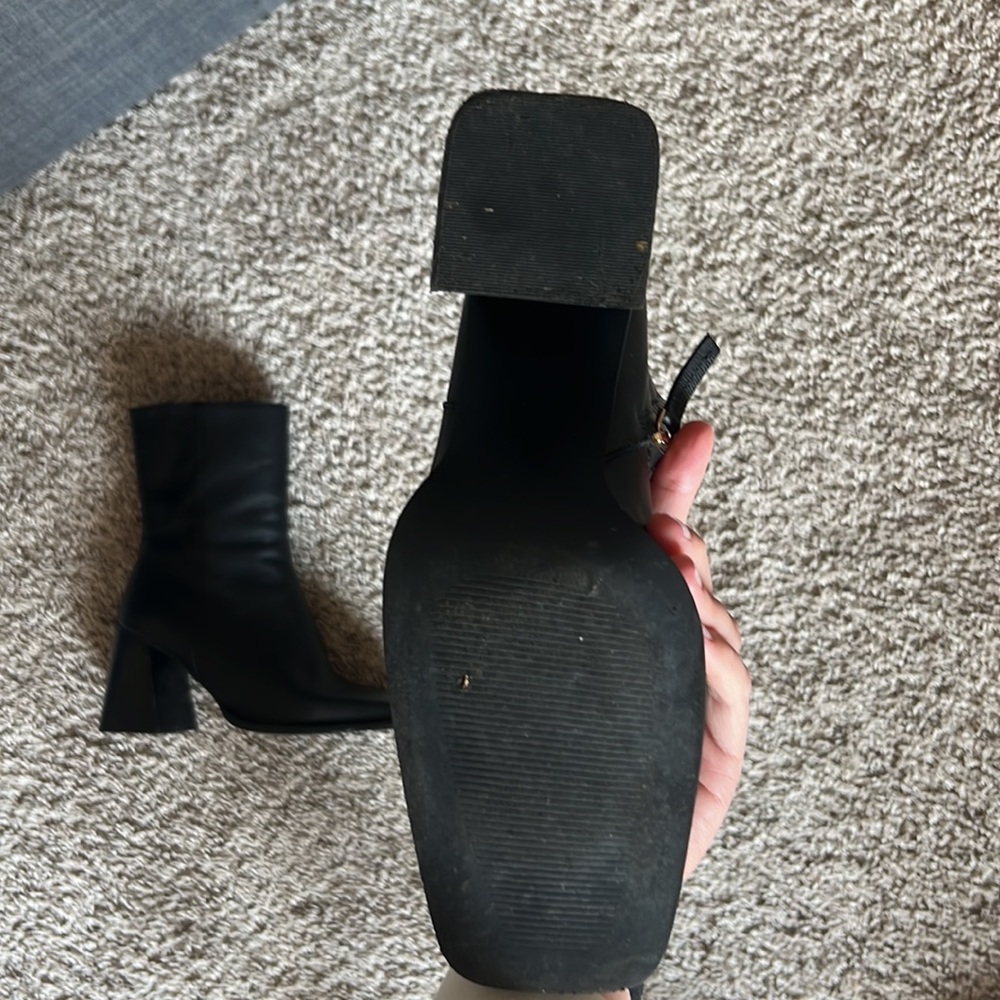 Feners Black Square Toe Boots Gem